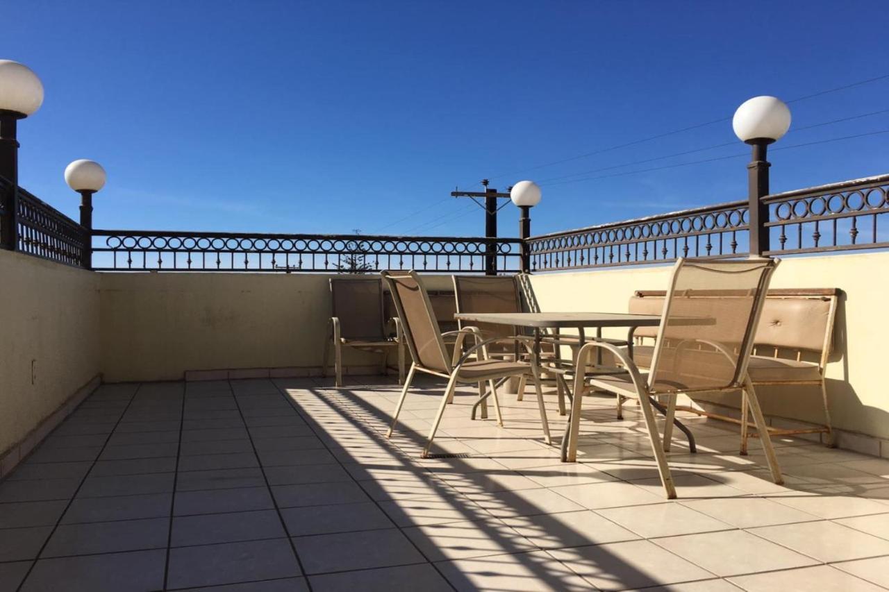 Oyo Hotel Cocobeach, Ensenada Eksteriør bilde